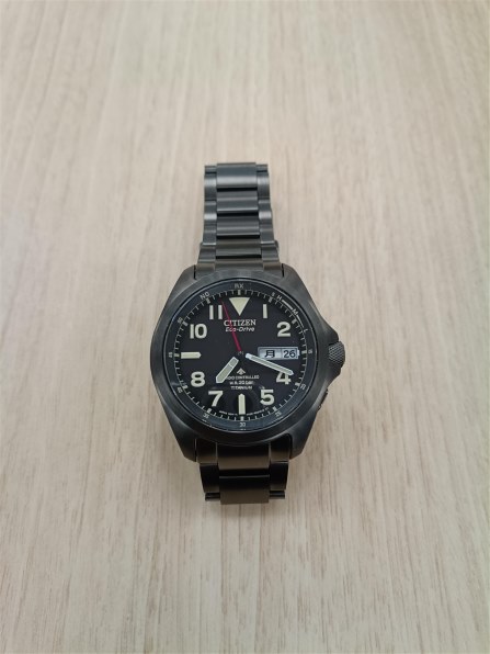 シチズン プロマスター LAND-エコ・ドライブ電波時計 AT6085-50E