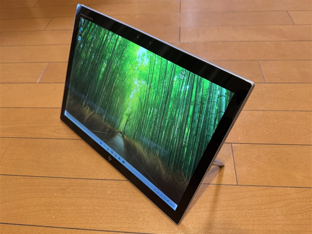 大きめ液晶なのに軽量という贅沢ビジネスタブレット』 HP Elite x2