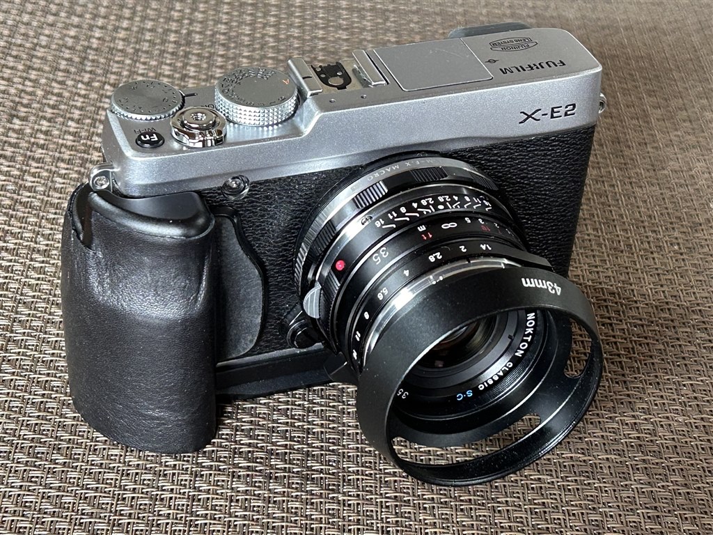 愛着の湧くカメラです』 富士フイルム FUJIFILM X-E2 ボディ [シルバー