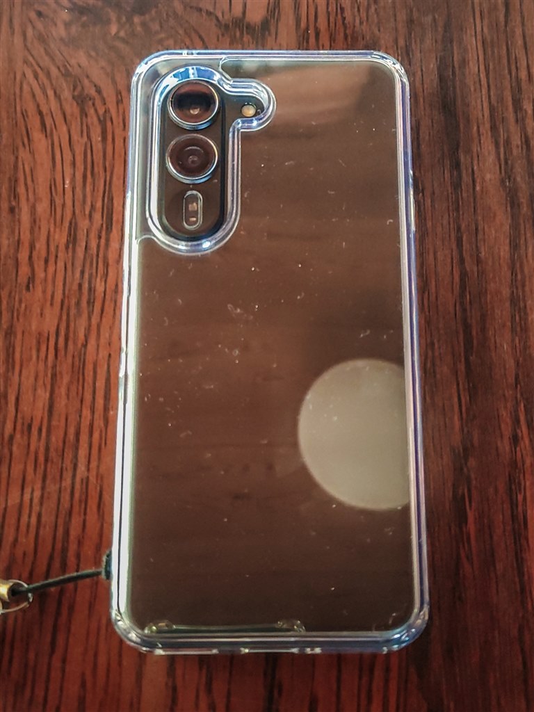 F-52Aから機種変。こいつは「Galaxy＆Pixelイーター」！』 FCNT arrows