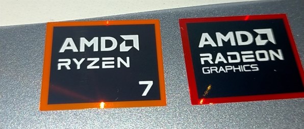 Dell Inspiron 14 Ryzen 7 8840HS・32GBメモリ・1TB SSD搭載モデル