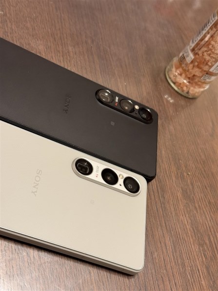 SONY Xperia 1 VI SOG13 au 価格比較 - 価格.com