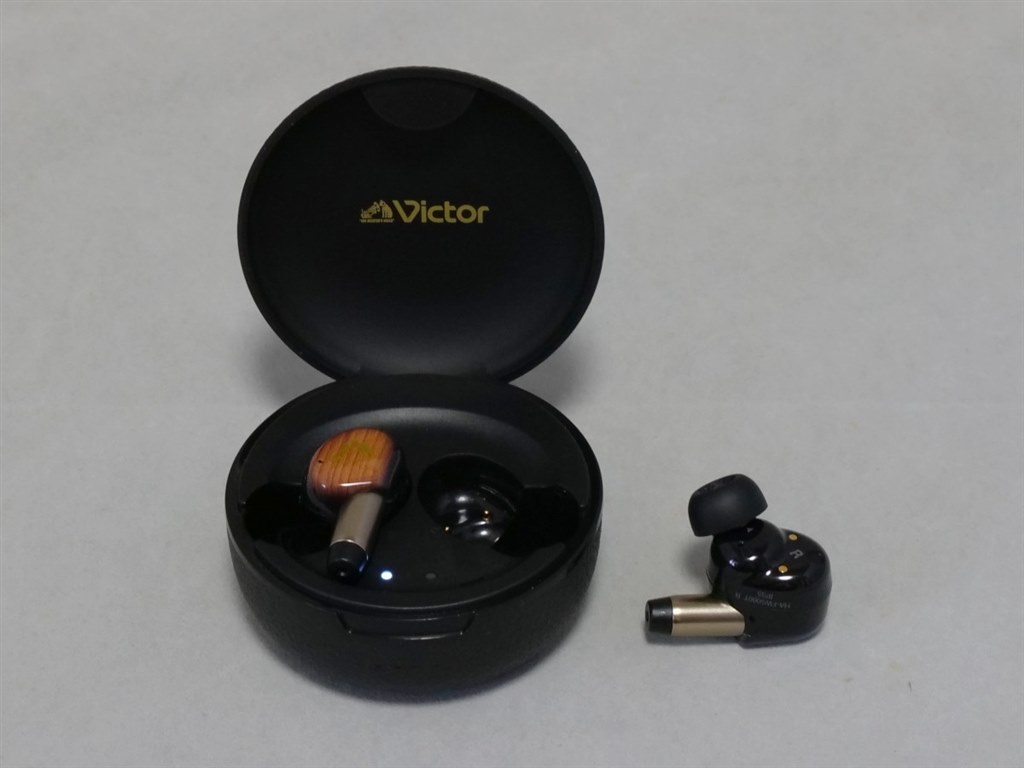 こだわりのプレミアム高音質！』 JVC Victor WOOD master HA-FW5000T-T