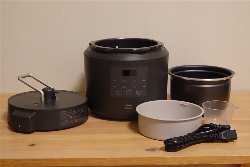 【新品】BRUNO デイリー圧力クッカー チャコール ちょうどよさ”を追求した毎日使えるBRUNOの小型電気圧力鍋』 BRUNO