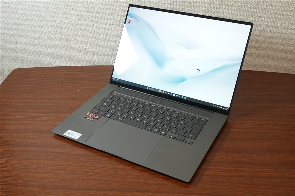 16型OLEDと11mmの薄さのプレミアムノートPC』 ASUS Zenbook S 16