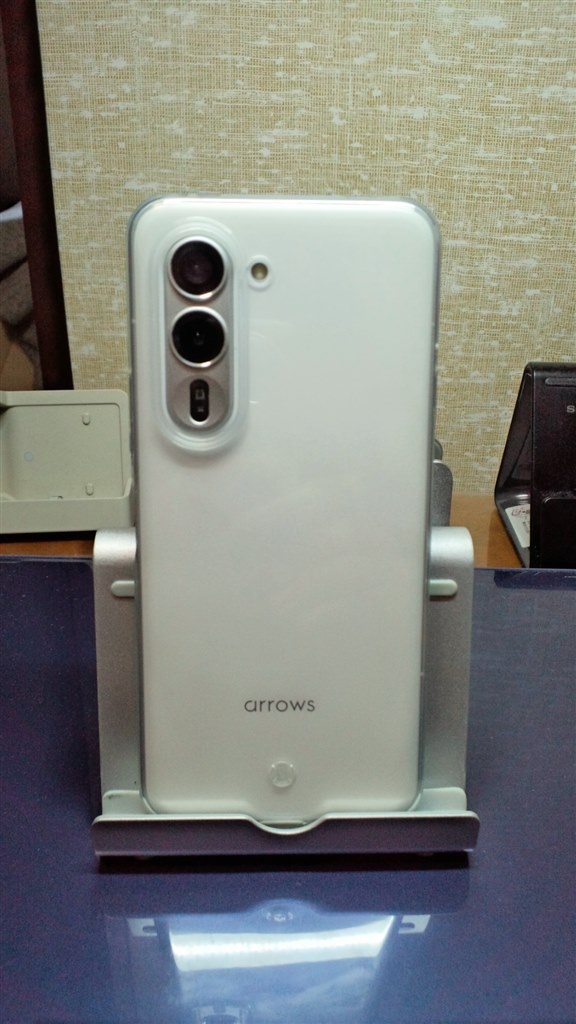 満足な機種変更でした。』 FCNT arrows Alpha F-51F docomo [ホワイト