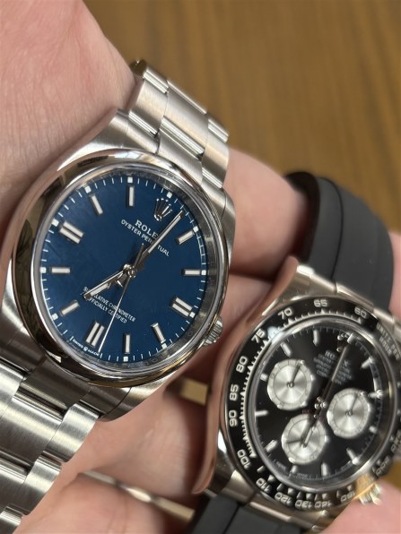 ロレックス オイスター パーペチュアル 126000 [オイスター