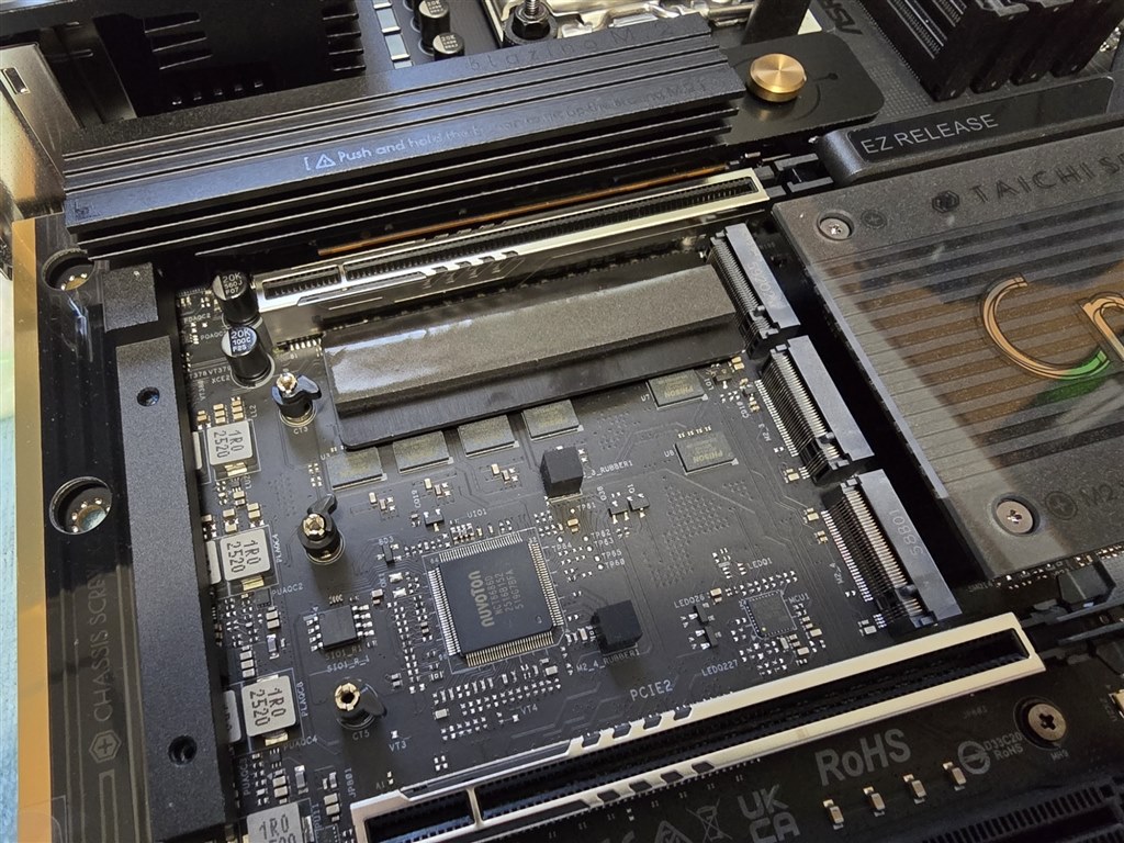 競合と比べて機能的な付加価値が高い』 ASRock X870 Taichi Creator う