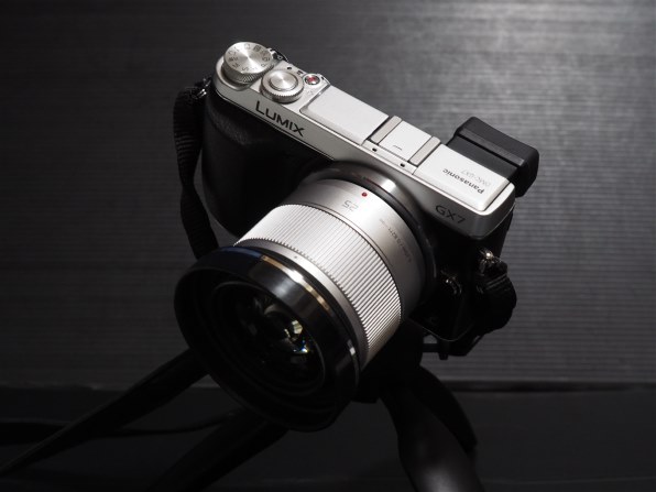 オリンパス　OM-D EM-5 Mark2　12-50mm ezレンズ他 オリンパス OLYMPUS OM-D E-M5 Mark II 12-50mm EZレンズキット 価格