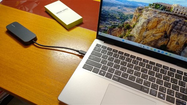 Dell Dell 14 Core 7 150U・32GBメモリ・1TB SSD搭載モデル(DC14250