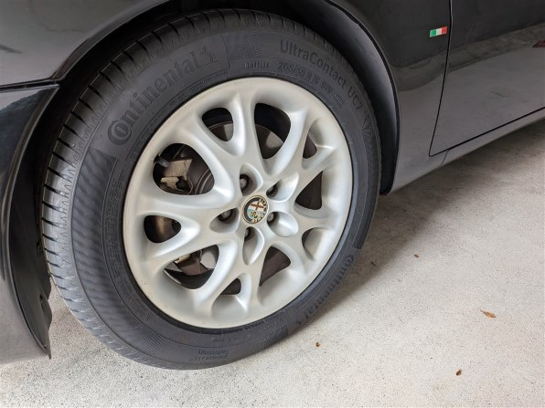 コンチネンタル [1本] UltraContact UC7 205/55R16 91V 価格比較