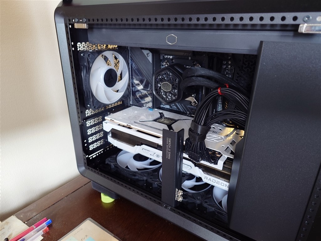 組み込みの簡略化とVRMファン装備』 COOLER MASTER MasterLiquid 360