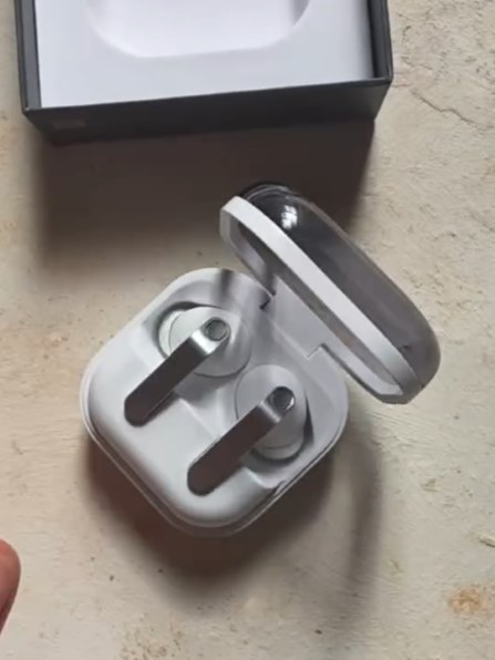 新品未開封！SAMSUNGGalaxyBuds4Pro本体 ホワイト価格交渉OK サムスン Galaxy Buds4 Pro SM-R640NZWAXJP [ホワイト] 価格比較