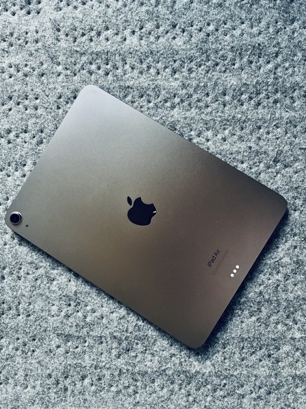 Apple iPad Air 10.9インチ 第5世代 Wi-Fi 256GB 2022年春モデル 価格