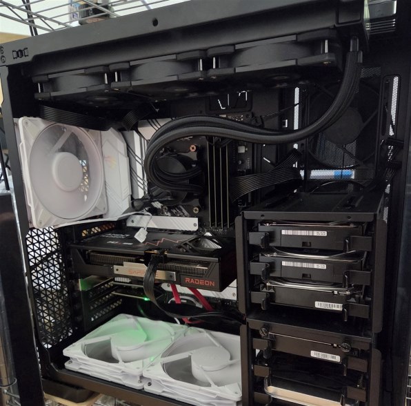 ANTEC Constellation C8 [ブラック] 価格比較 - 価格.com