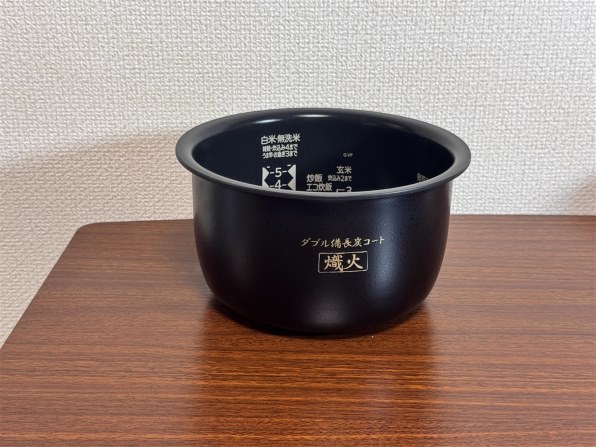 三菱電機 備長炭 炭炊釜 NJ-VP10J-B [黒曜] 価格比較 - 価格.com
