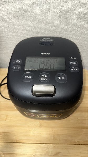 タイガー魔法瓶 炊きたて ご泡火炊き JRI-S100-KO [オフブラック] 価格