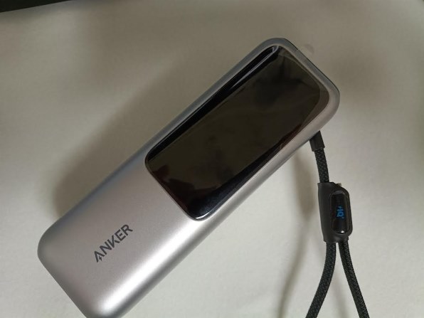 ANKER Power Bank (25000mAh Built-In & 巻取り式USB-Cケーブル