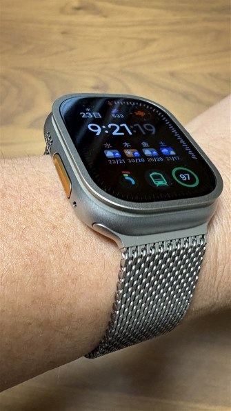 Apple Apple Watch Ultra 4 GPS+Cellularモデル 49mm MJAA4X/A