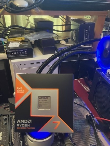 AMD Ryzen 7 9800X3D BOX 価格比較 - 価格.com