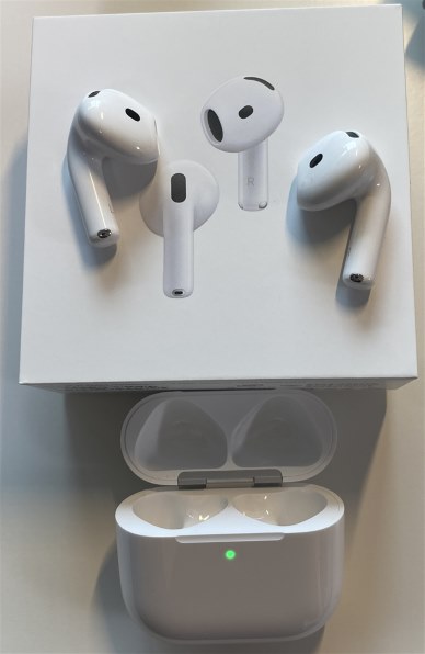 Apple AirPods 5 ワイヤレス充電ケース付き MKFT4J/A 価格比較 - 価格.com
